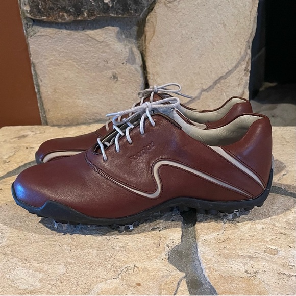 FootJoy LoPro Collection Soft Spike Leather Golf Shoes - Picture 2 of 10